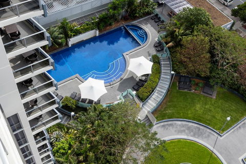 Meriton Suites Broadbeach - Accommodation Kalgoorlie 0