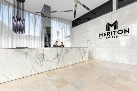 Meriton Suites Mascot Central - Accommodation Kalgoorlie 1