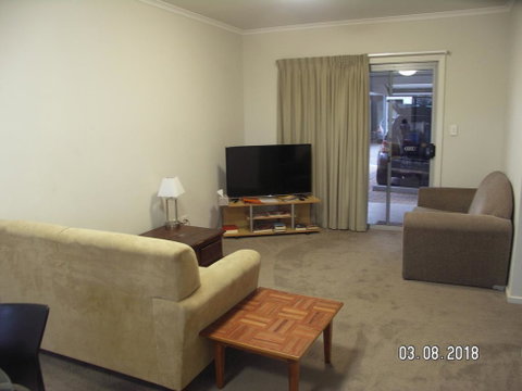 Millenium Apartments - Accommodation Kalgoorlie 3
