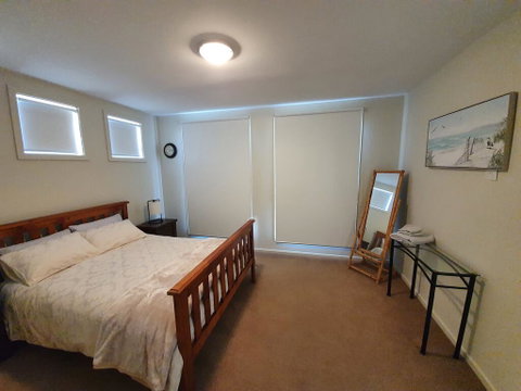Modern Peaceful Beach Location - Secure Parking - Accommodation Kalgoorlie 1