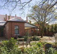 Mollisons - Accommodation Kalgoorlie