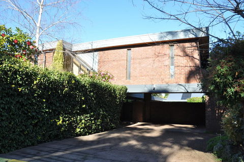 Mountain Gate Villa - Accommodation Kalgoorlie 0