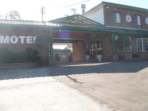 Mt Kuring-Gai Motel - Accommodation Kalgoorlie 1