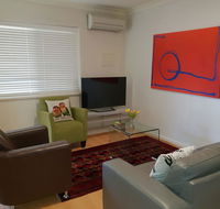 Mt.Lawley Superb 2 BR location Comfort style 3 - Accommodation Kalgoorlie