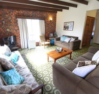 Muller's Cottage at Hat Head Pet Friendly - Accommodation Kalgoorlie