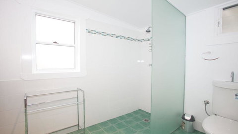 My Blue Heaven - Dog Friendly - Accommodation Kalgoorlie 3