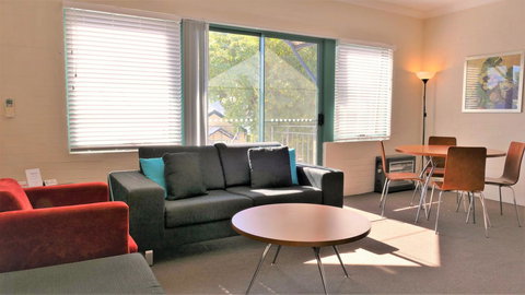 Dowler Apartments Subiaco - Accommodation Kalgoorlie 8