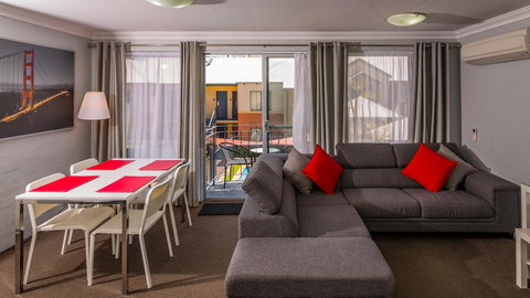 Dowler Apartments Subiaco - Accommodation Kalgoorlie 42