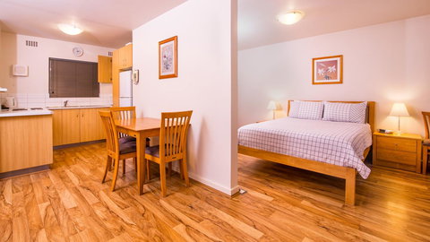 Dowler Apartments Subiaco - Accommodation Kalgoorlie 6