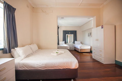 Captain Stirling Hotel - Accommodation Kalgoorlie 2