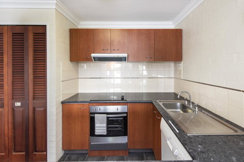 Subiaco Village 20 - Accommodation Kalgoorlie 7