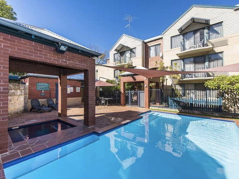 Subiaco Village 20 - Accommodation Kalgoorlie 17