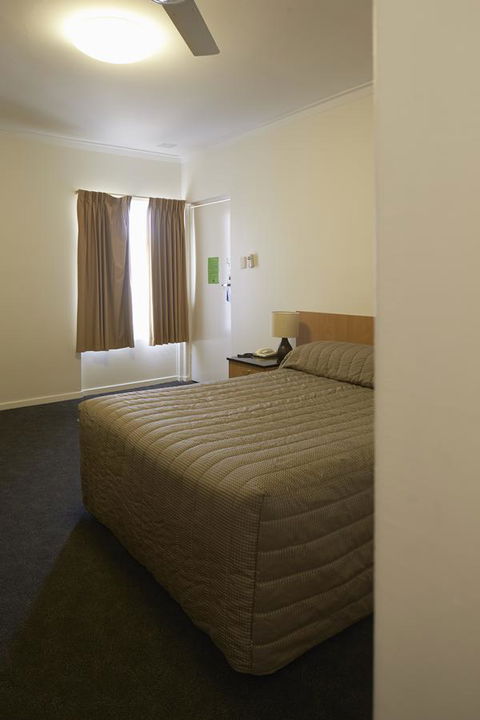 Baileys Parkside Motel By VetroBlu - Accommodation Kalgoorlie 6