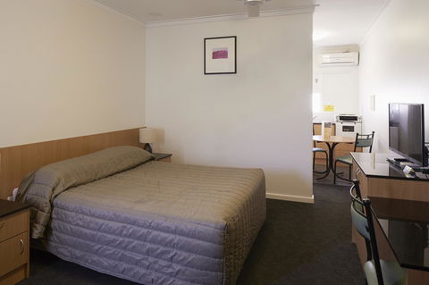 Baileys Parkside Motel By VetroBlu - Accommodation Kalgoorlie 9