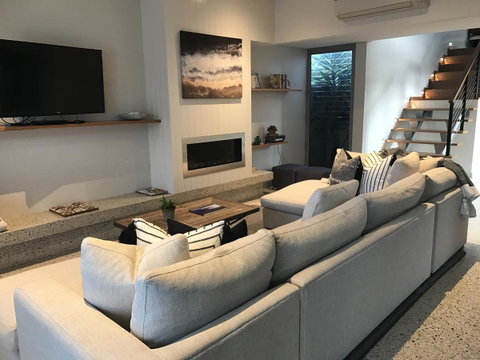 The Urban Beach House - Accommodation Kalgoorlie 5