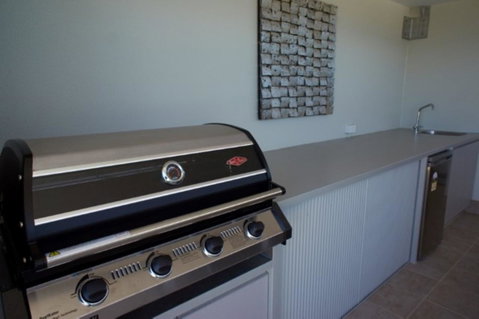 The Urban Beach House - Accommodation Kalgoorlie 19