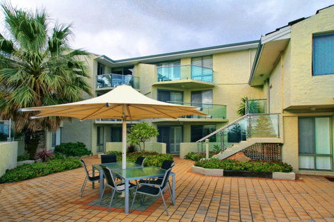 Scarborough Beach Front Resort - Shell Ten - Accommodation Kalgoorlie 0