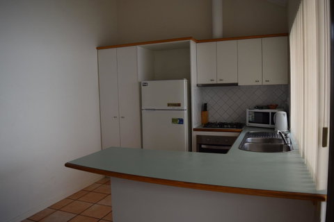 Dunes Scarborough Beach - Accommodation Kalgoorlie 4