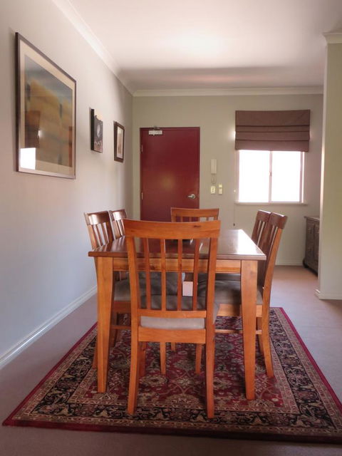 PTApartments - Accommodation Kalgoorlie 3