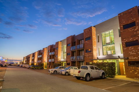 Perth Ascot Central Apartment Hotel Official - Accommodation Kalgoorlie 0