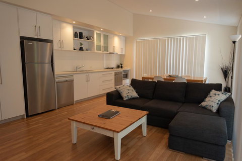 Cape Villas Dunsborough Unit 2 - Accommodation Kalgoorlie 0