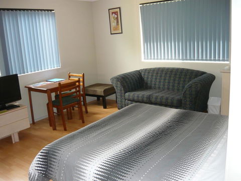 Albany Apartments - Accommodation Kalgoorlie 2