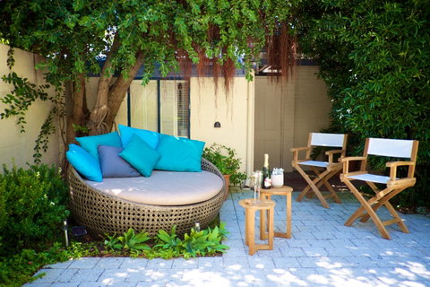 Cottesloe Artist's Beach Retreat - Accommodation Kalgoorlie 1