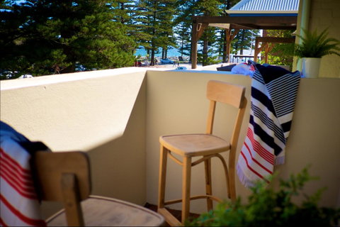 Cottesloe Artist's Beach Retreat - Accommodation Kalgoorlie 14