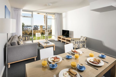 Be. Fremantle - Accommodation Kalgoorlie 6