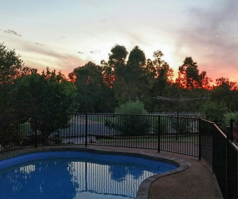 Jacaranda Hideaway Bed & Breakfast - Accommodation Kalgoorlie 17