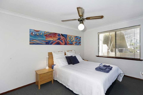 Beachfront @ Scarbs - Accommodation Kalgoorlie 9