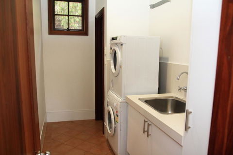 Riverglen Chalets - Accommodation Kalgoorlie 1