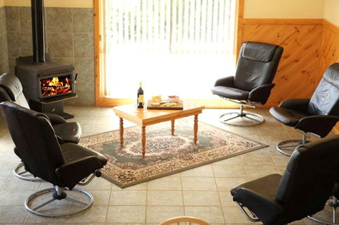 Riverside Retreat Chalets, Walpole - Accommodation Kalgoorlie 9