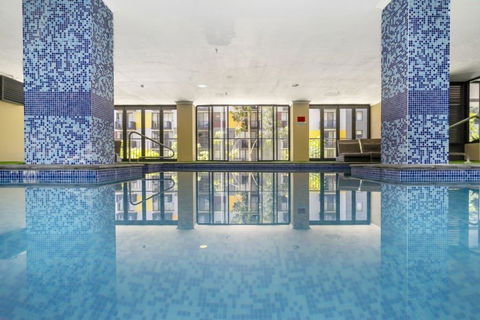Oversized Eastend Sleeps 6 Free PARKING+POOL WIFI - Accommodation Kalgoorlie 43