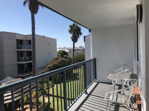 West Beach Lagoon 218 - Outstanding Value! - Accommodation Kalgoorlie 12