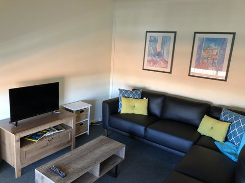 West Beach Lagoon 114 â€“ Ocean Views - Accommodation Kalgoorlie 3