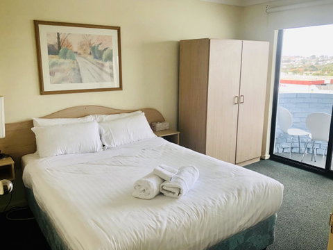 West Beach Lagoon 114 â€“ Ocean Views - Accommodation Kalgoorlie 6