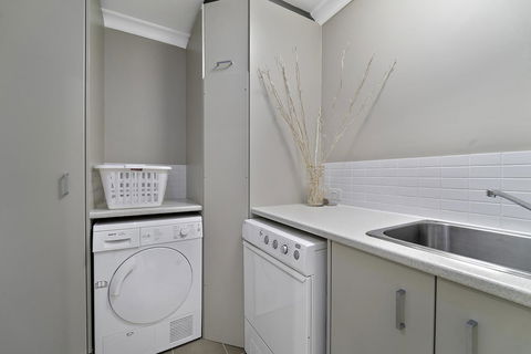 Luxury Suite Bunbury - Accommodation Kalgoorlie 15
