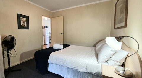 West Beach Lagoon 208 â€“ Great Value! - Accommodation Kalgoorlie 3
