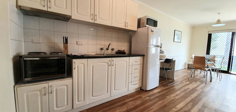 West Beach Lagoon 208 â€“ Great Value! - Accommodation Kalgoorlie 11