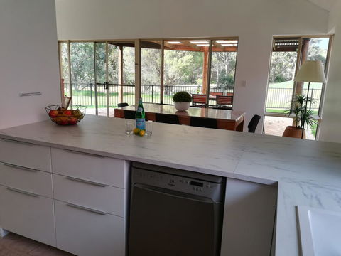 Stableford Cottage Holiday Home Dunsborough - Accommodation Kalgoorlie 17