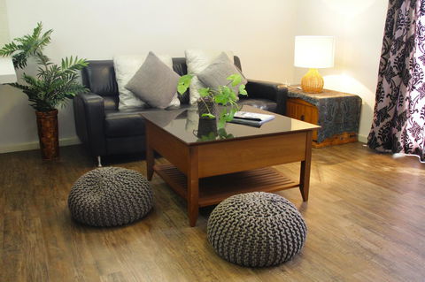 Como Retreat - Two Bedroom Villa - Accommodation Kalgoorlie 0