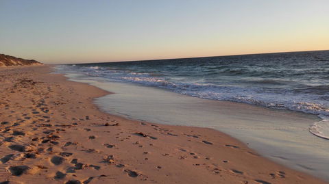 Alkimos Beach Cottage - Accommodation Kalgoorlie 6