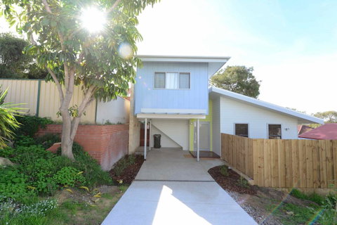 Sunny Blinco Street House - Accommodation Kalgoorlie 13