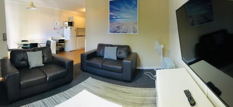 West Beach Lagoon 107 - Great Value - Accommodation Kalgoorlie 5