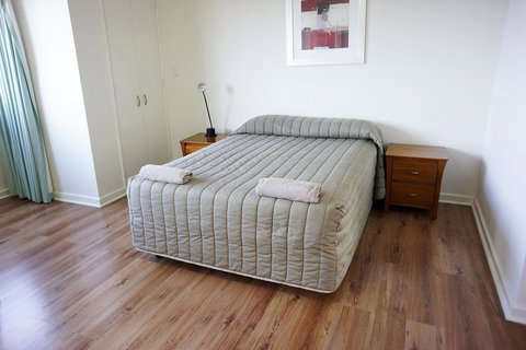 Studio 208 With Ocean Views - Accommodation Kalgoorlie 4