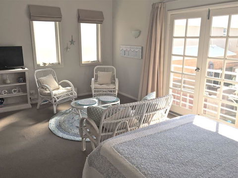 Fremantle Local Beach Studio - Accommodation Kalgoorlie 3