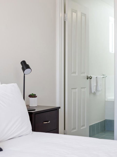 Cooper Street - Accommodation Kalgoorlie 10