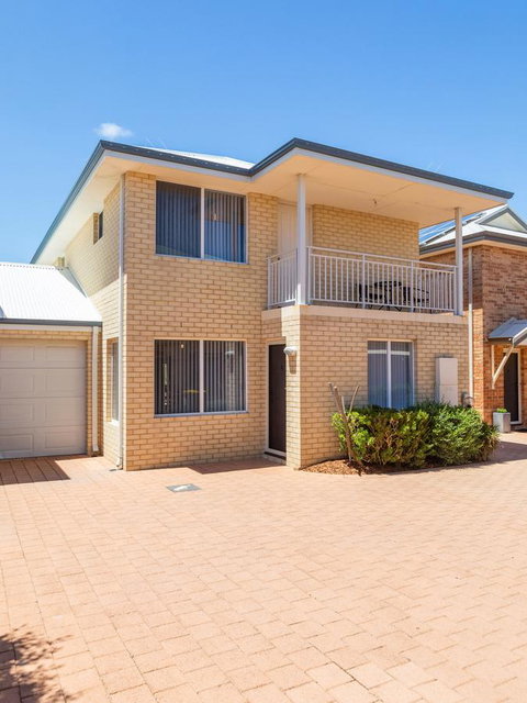 Cooper Street - Accommodation Kalgoorlie 22