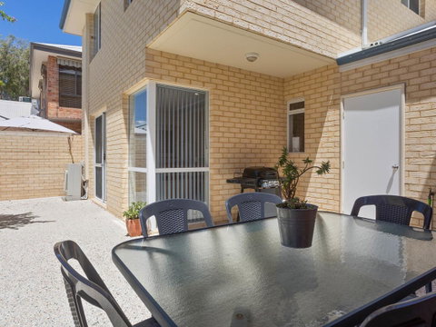 Cooper Street - Accommodation Kalgoorlie 38